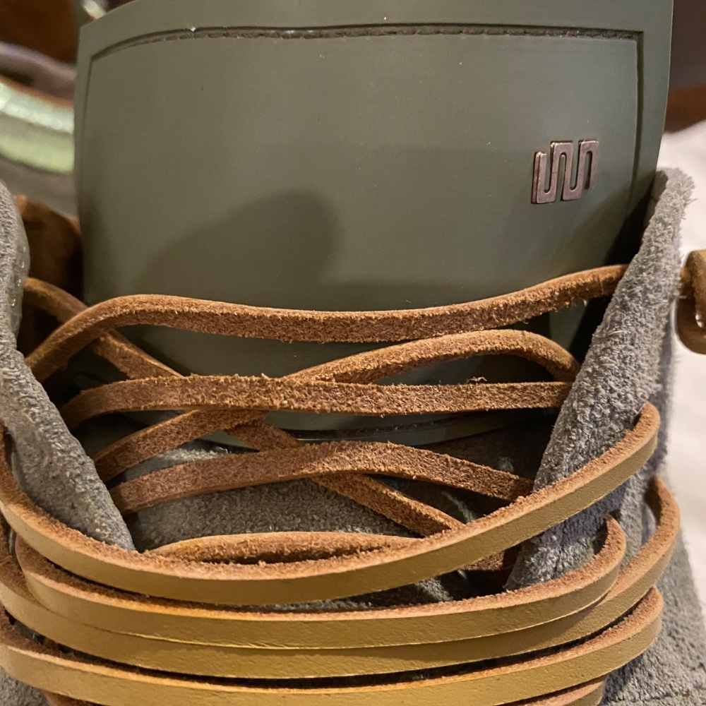 Esseutesse Suede Fringe Sneakers olive green grey - Picture 4 of 7